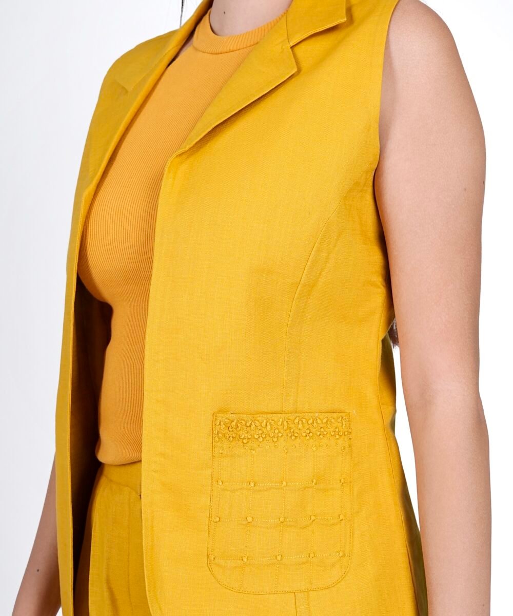 Women Yellow Linen Blend Sleeveless Longline waist coat co-ord - Image 6